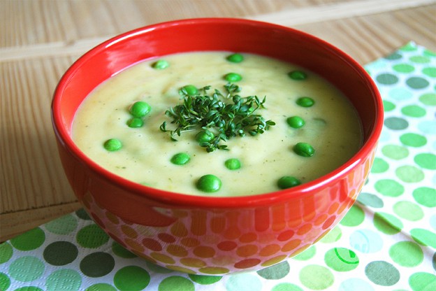 Kartoffel-Erbsen-Suppe mit Gartenkresse | Herzenswärmer Supperia